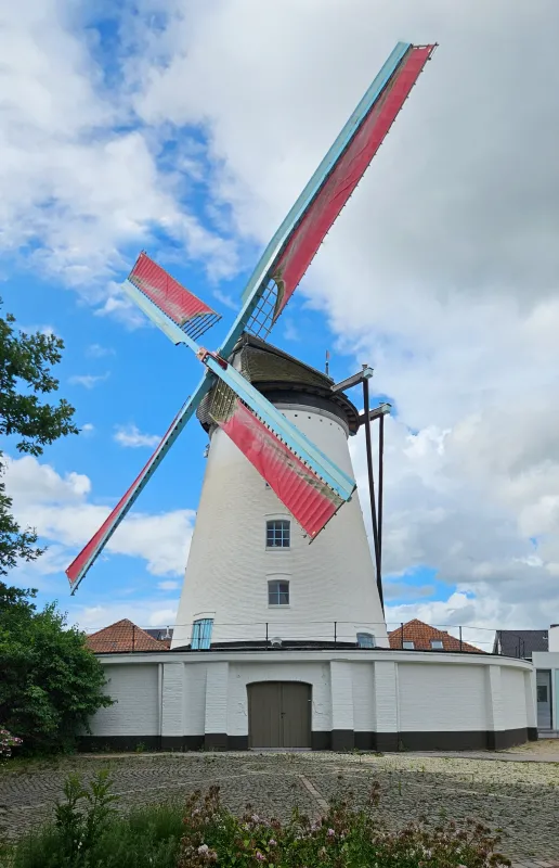 Briekenmolen Brikkenmolen Witte Molen